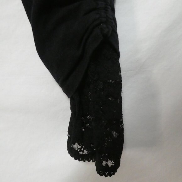 Unbranded | 12.5 inch waist measured | Black Leggings With Bottom Lace Hem - Picture 9 of 16